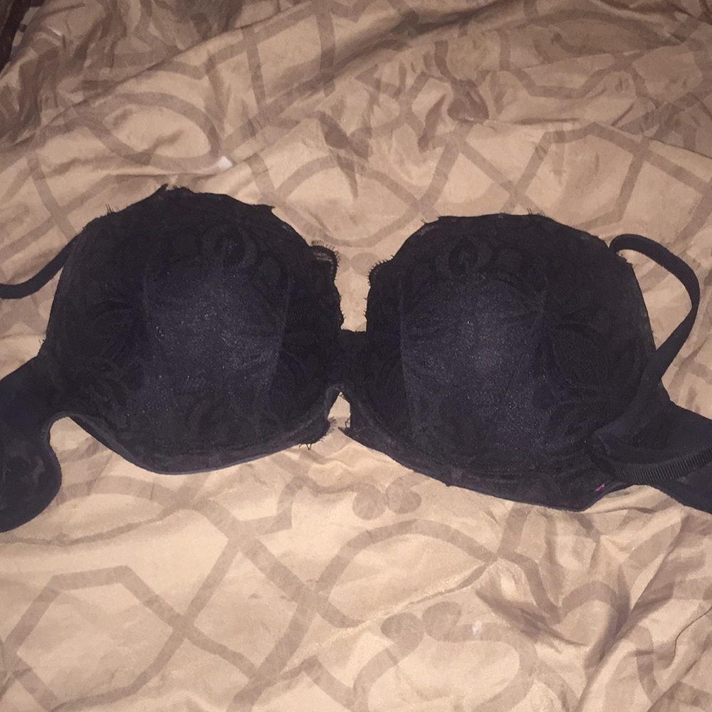 PINK BRA